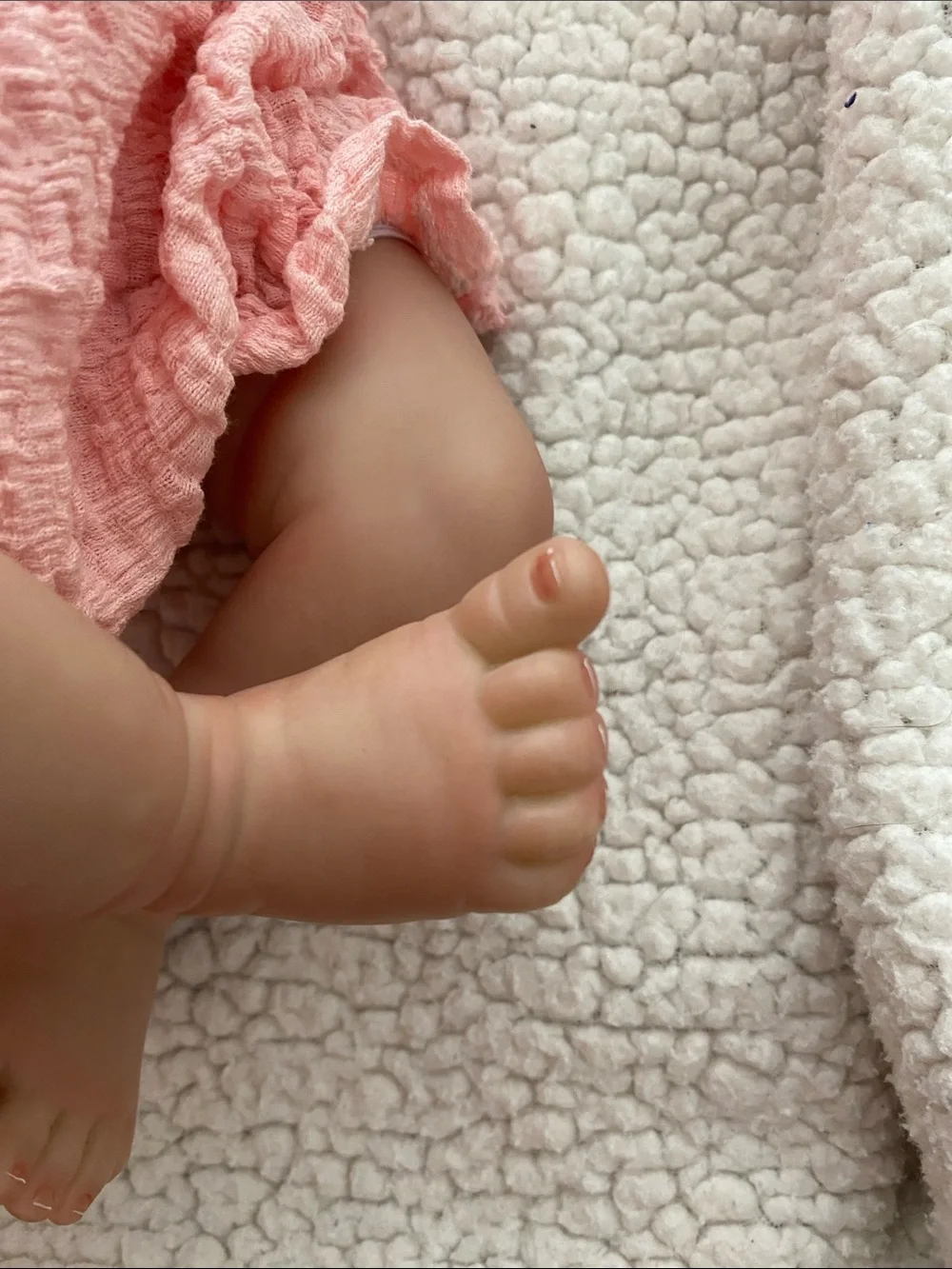 Hoomai Realistic Reborn Doll - Picture 4 of 6